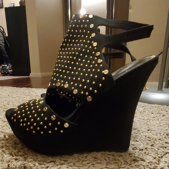 Wedge heels - Picture 2 of 6